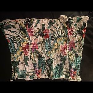 Flower tube top.
